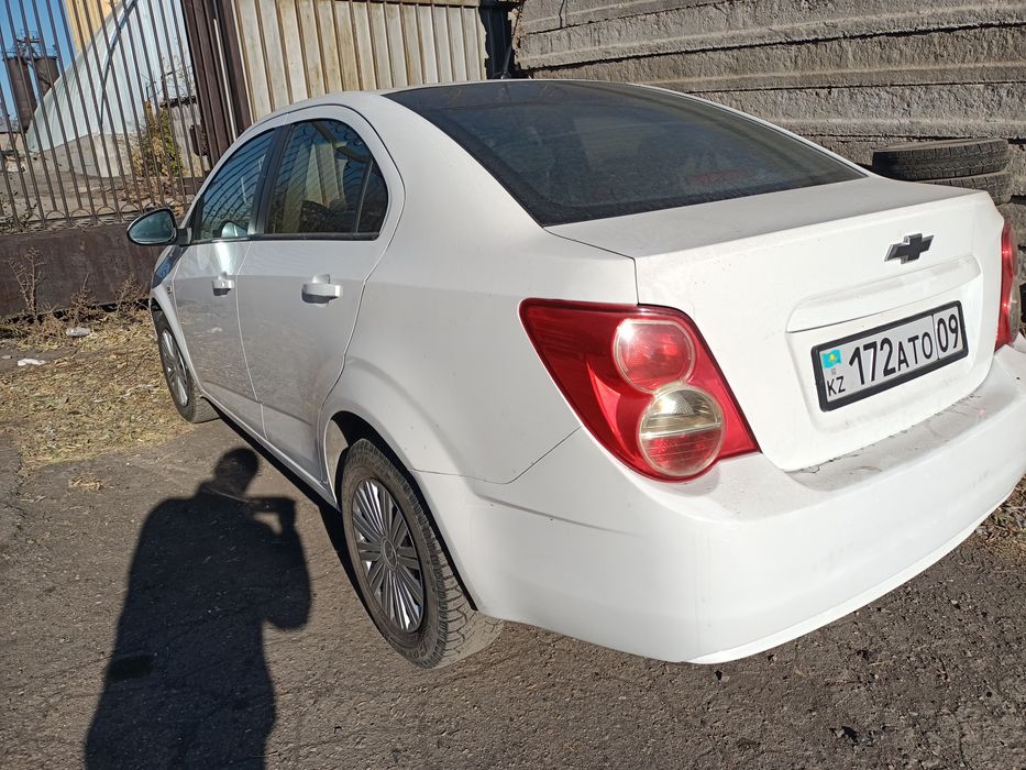 Шевроле Авео 1.6