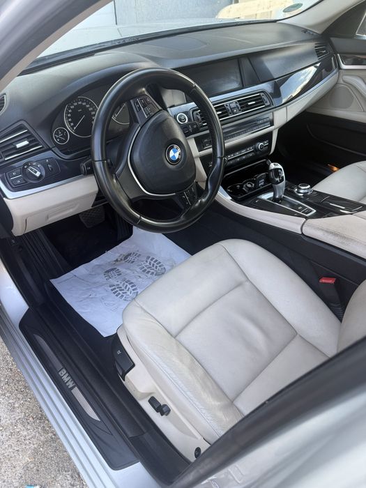BMW 5 Series 2011 — imagine 5