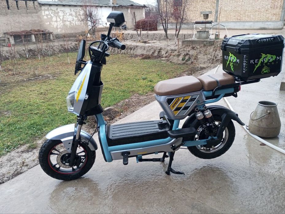 Skuter sotiladi holati a'lo