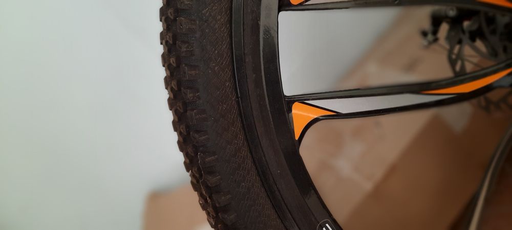 Велосипед  абсолютно новый