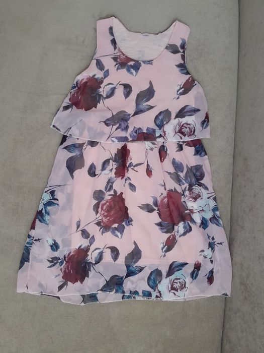 Платья и комбинезоны на девочку