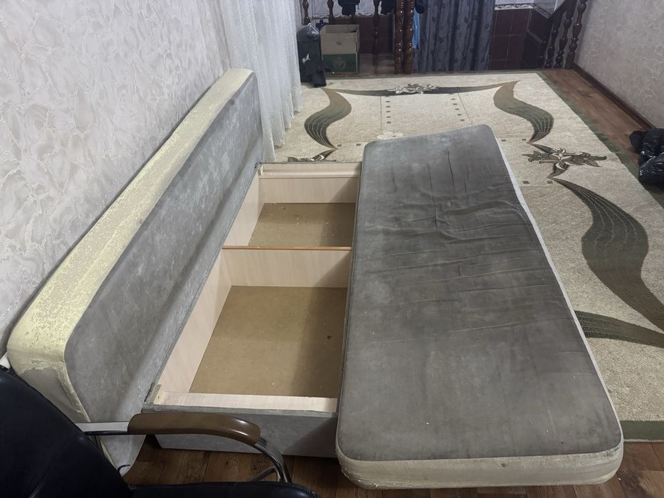 Продам диван раскладной