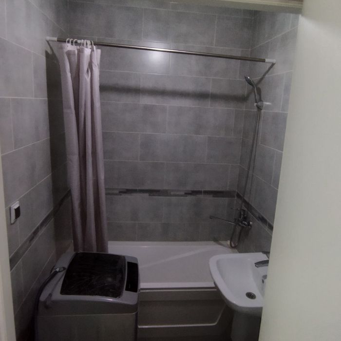 Uzbum Assalom Soxilda kvartira liboyiga