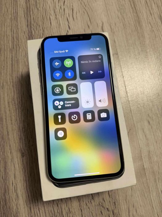 Vand Sau Schimb IPhone X Silver 64Gb Neverlocked