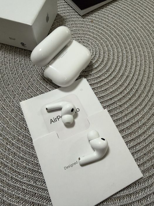 Слушалки AirPods Pro 3