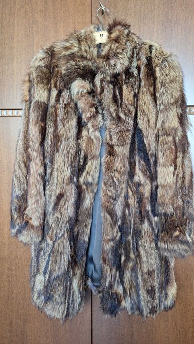 Дамско палто от Енот