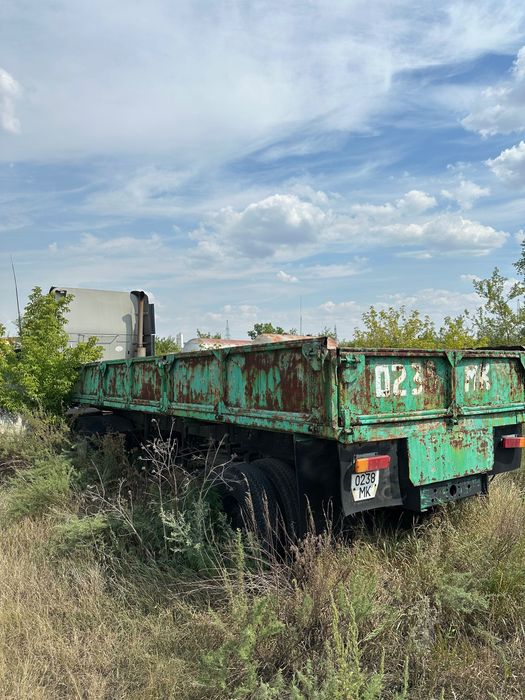 Бортовой полуприцеп