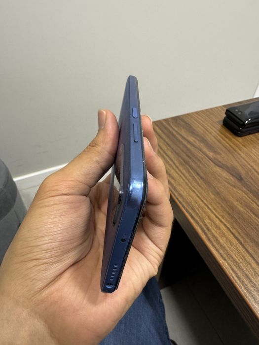 Redmi Note 11 sotiladi xolati zur