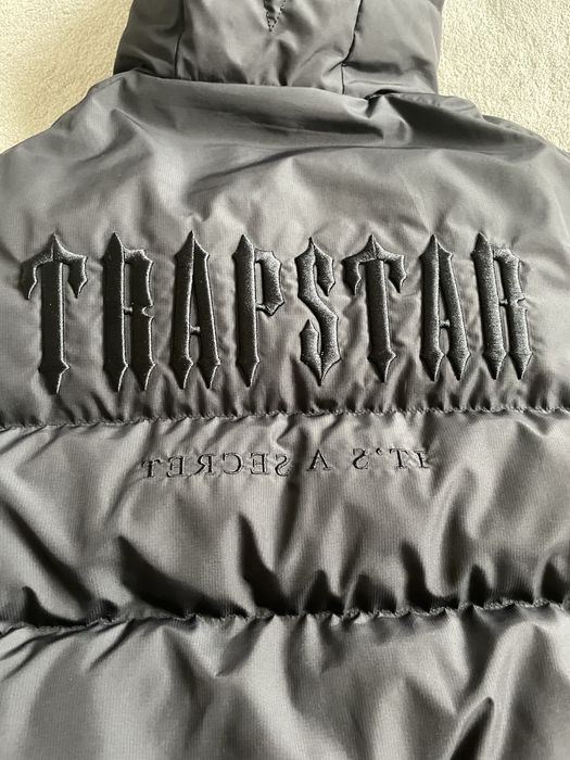 Trapstar Decoded 2.0 Hooded Puffer Jacket ОРИГИНАЛНО
