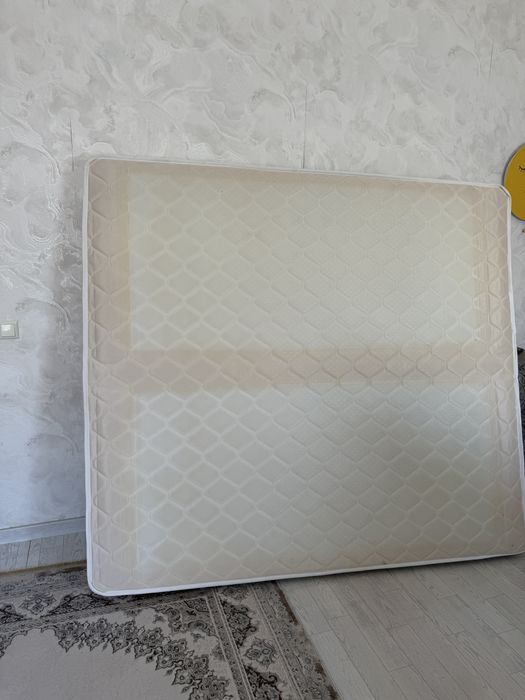 Матрас б/у 200х1800