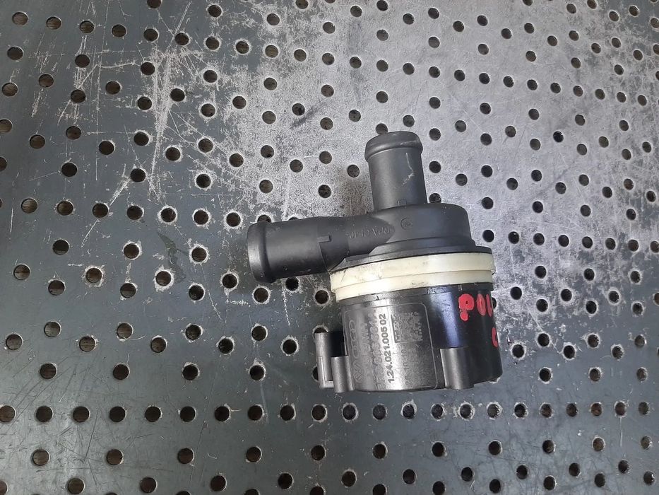 pompa recirculare apa 1.2 tdi cfw  vw polo 6r seat ibiza 5 skoda fabia 2  6r0965561a