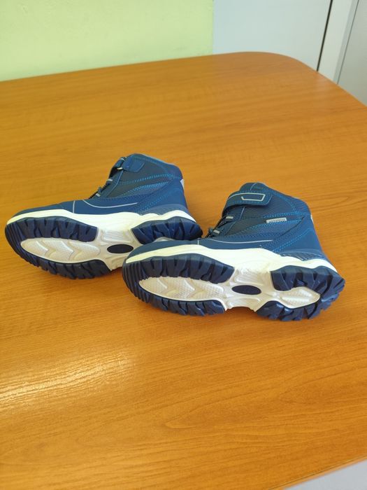 Непромокаеми детски обувки