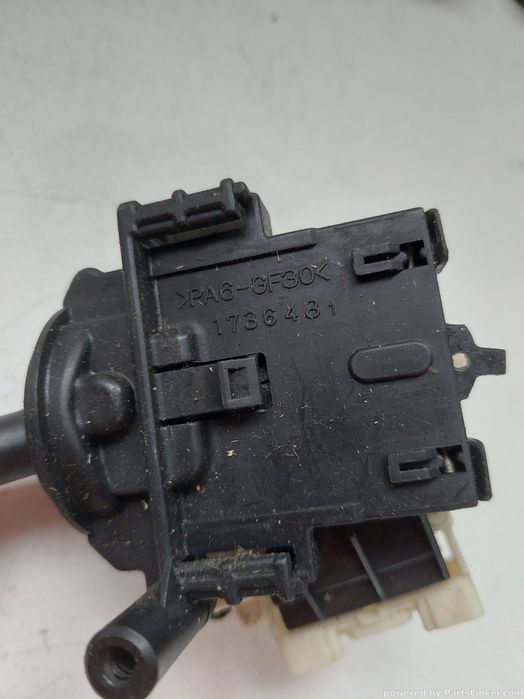 Maneta Semnalizare Toyota Rav 4 Ii (_A2_) [ 2000 - 2005 ] Oem 1736481
