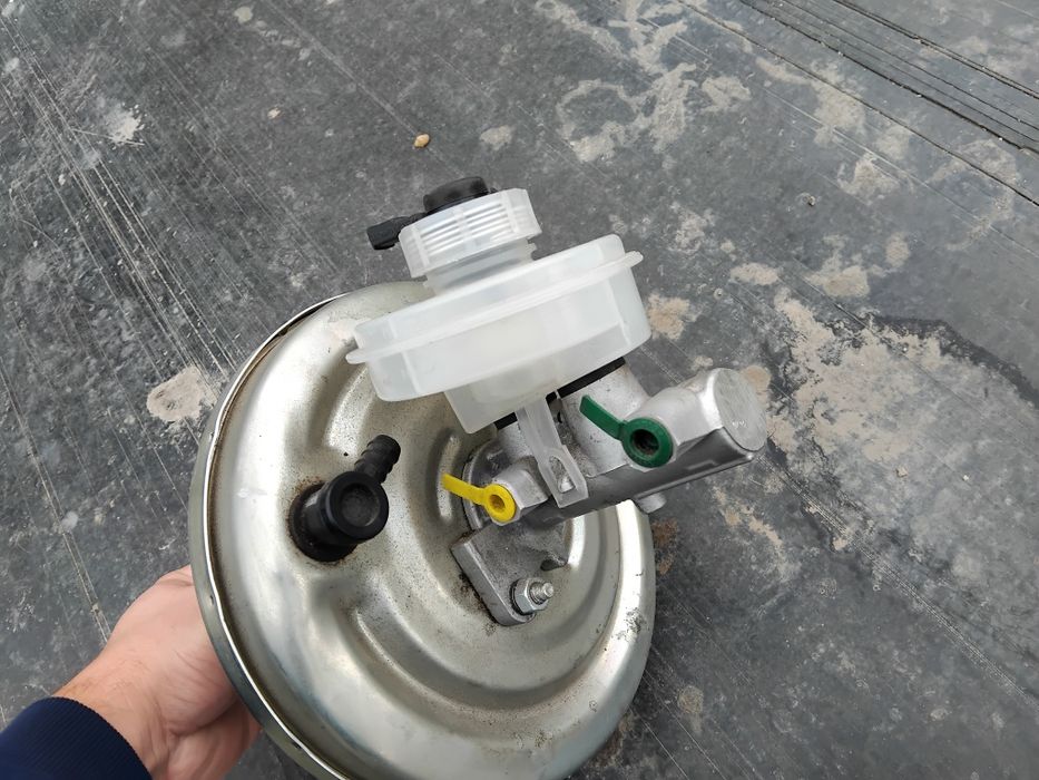 Главный тормозной цилиндр