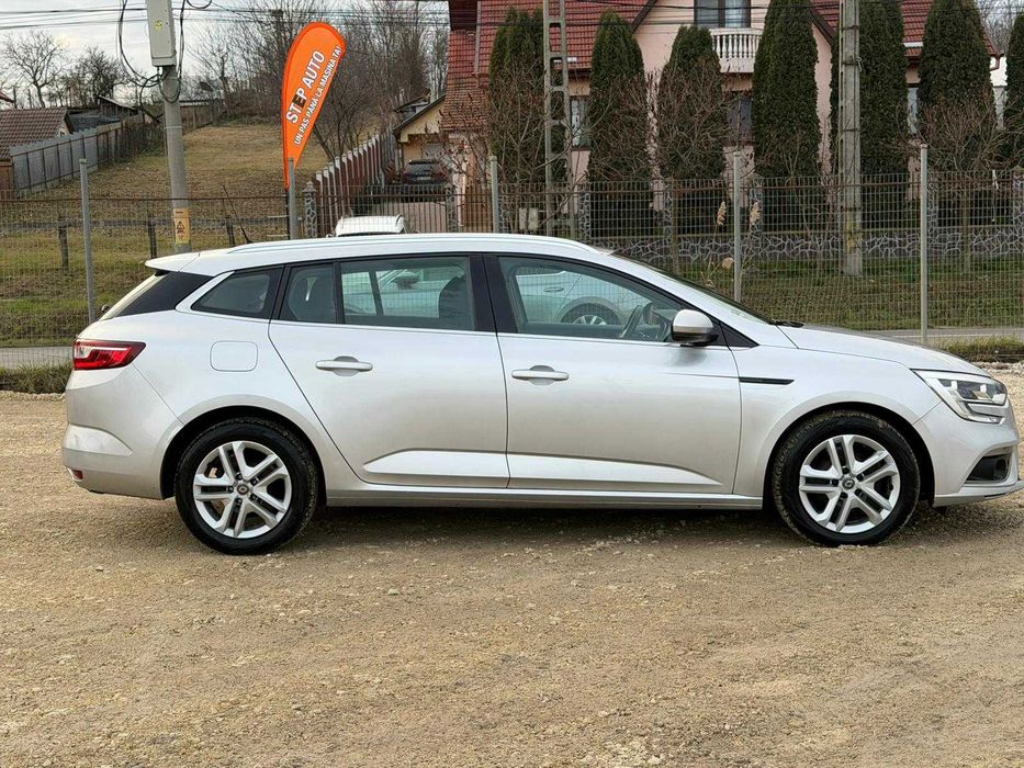 RENAULT Megane 2019 — imagine 5