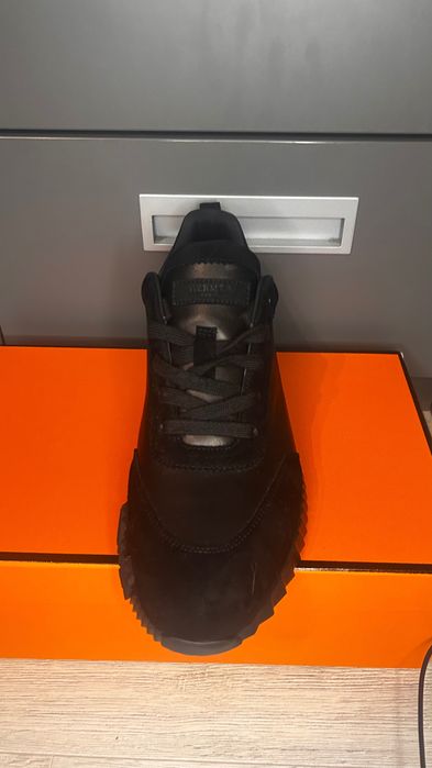 Hermes Bouncing H обувки номер 43(28см)