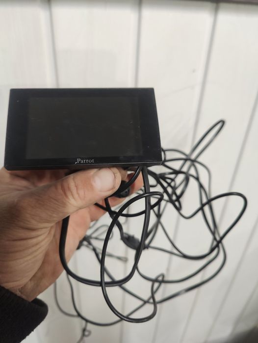 Екран за мултимедия Parrot asteroid mini