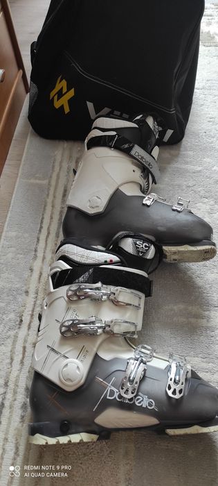 Продам лыжи в комплекте