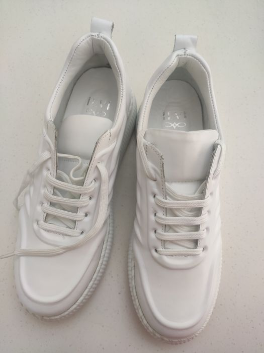 Кроссовки 40 размер