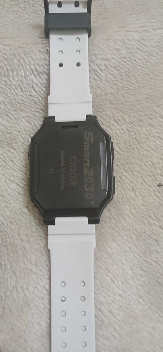 Смарт часы новые на запчасти