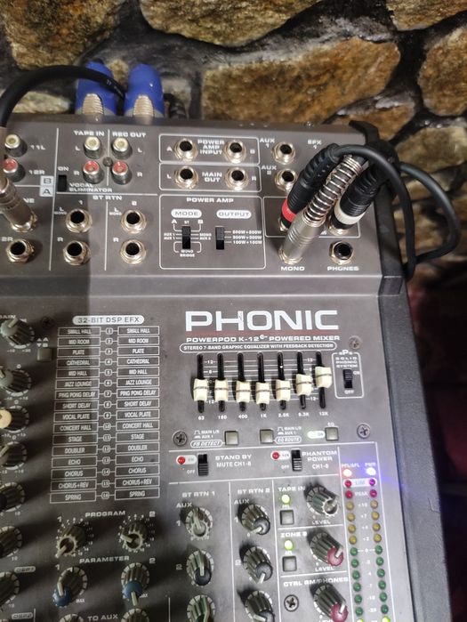 Vând mixer activ 2 # 500 w  phonic