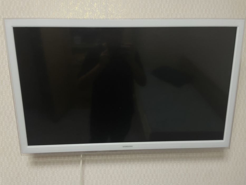 Телевизор samsung