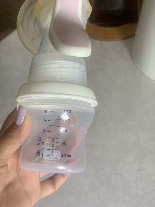 Ручной молокоотсос Chicco Natural Feeling