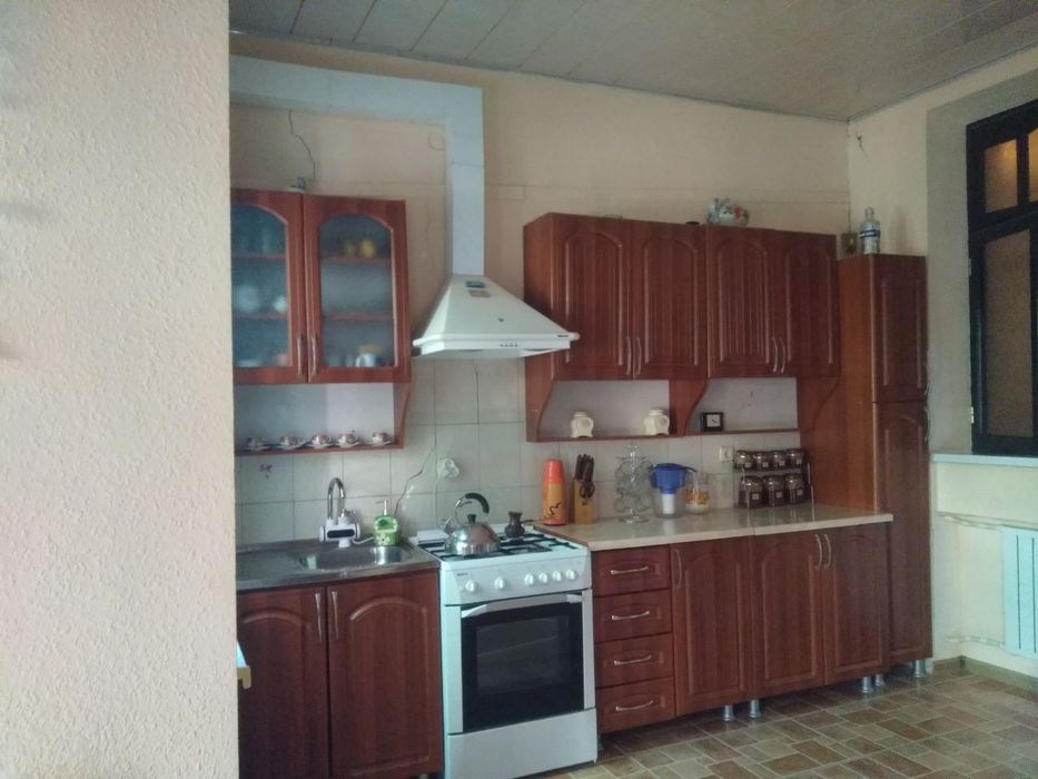 Сурхондарё вил. Термиз шахар Шодлик МФЙ Навбог 12/5 Уй сотилади. (ЦУМ)