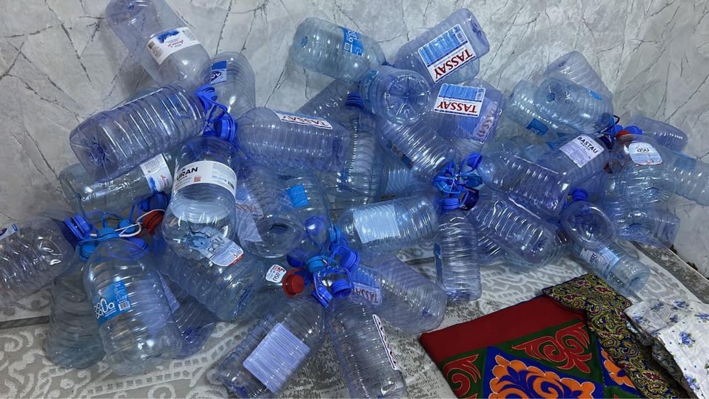 Пустые бутылки 5 л