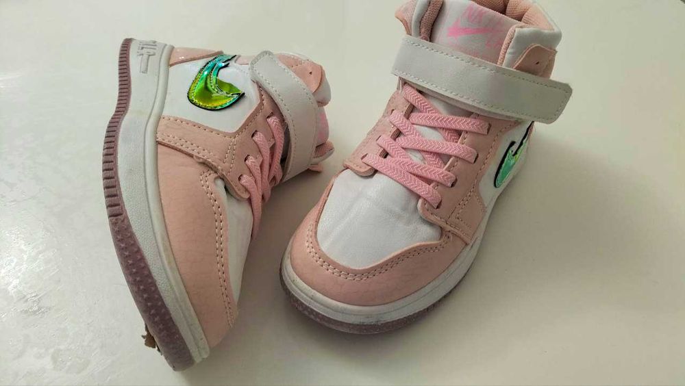 Детские кроссовки 31 размер