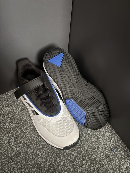 Детски маратонки Adidas нови