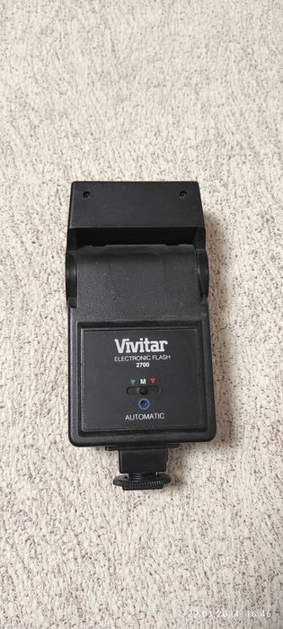 Продам фотовспышку