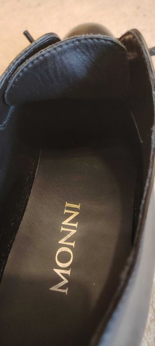 Официални мъжки обувки MONNI - естествена кожа.