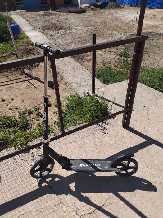 Продам самокат детский