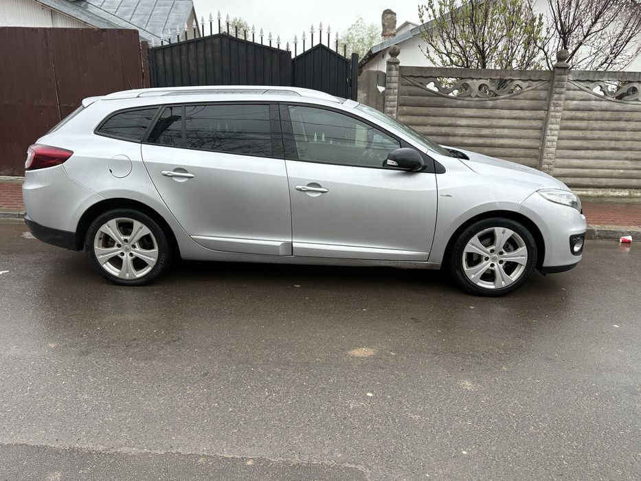 Vand Renault Megane 3 editia Bosse