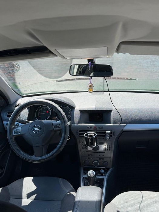 Opel Astra H 1.3 CDTI 90 cai/6 trepte (DISTRIBUTIE LANT)