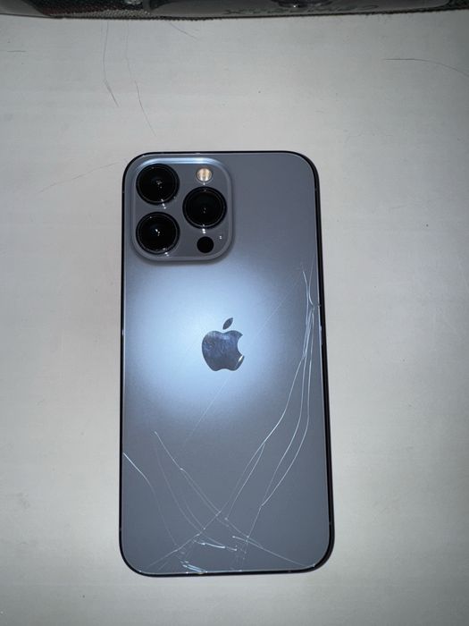 Iphone 13 pro 128 Гб, акб 77 %