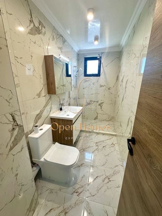 Продава се Тристаен апартамент в Пловдив, Кършияка - 102 кв.м за 1145 €/кв.м - Снимка #8