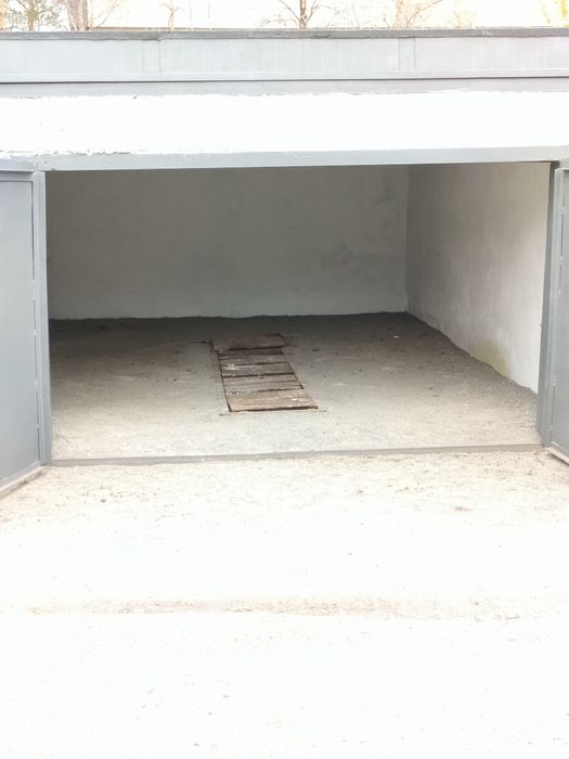 Продам гараж в центре города