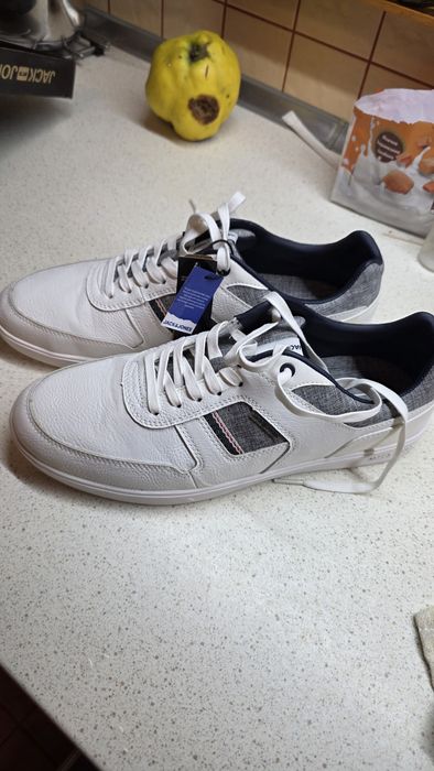 Tenisi albi Jack and Jones, marimea 43 EU