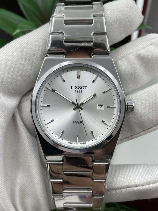 Продам часы Tissot prx