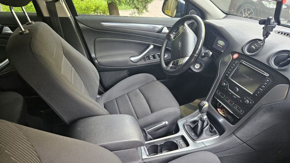 Vând Ford Mondeo 2014 titanium