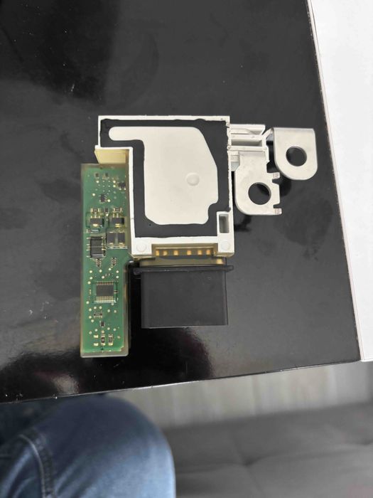 Нов БМС модул Пежо 3008