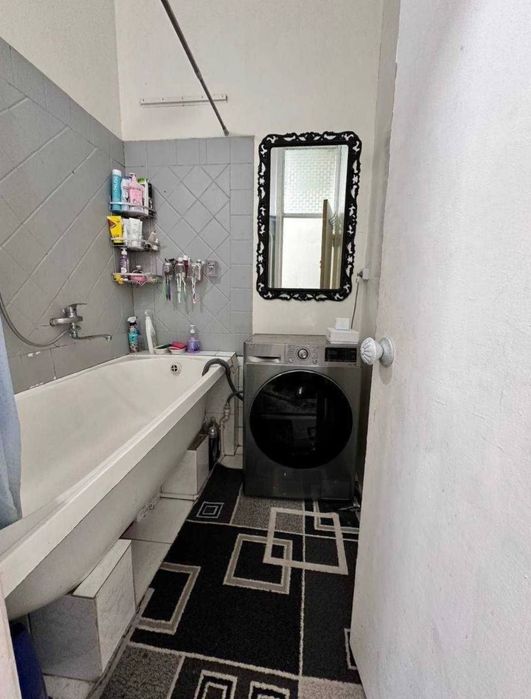 Продается 2-х ком квартира. Ялангач , ЭКО базар