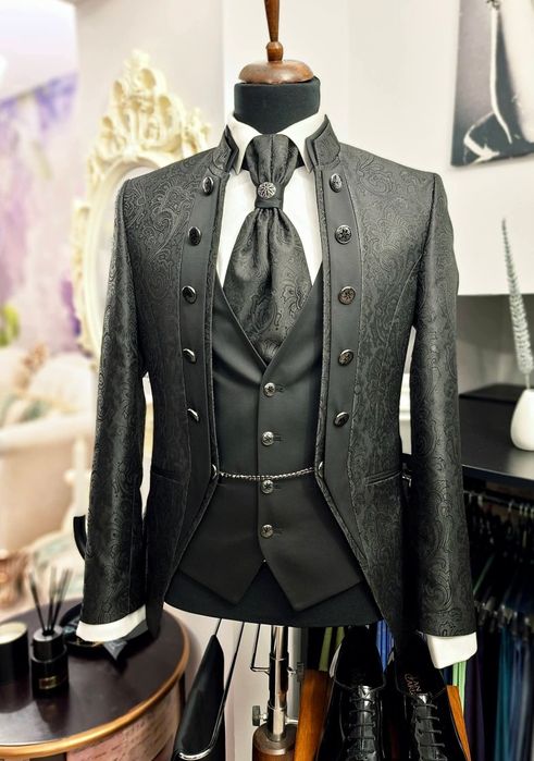 Costum mire S, 46  stare buna