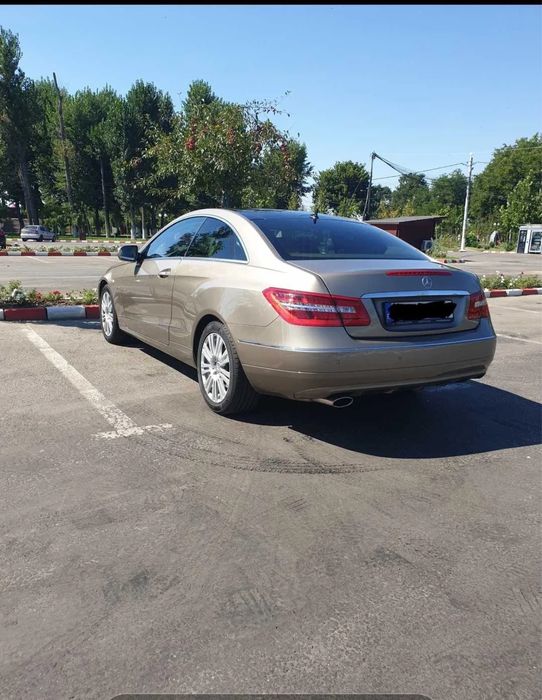 MERCEDES-BENZ E-Class 2010 — imagine 3
