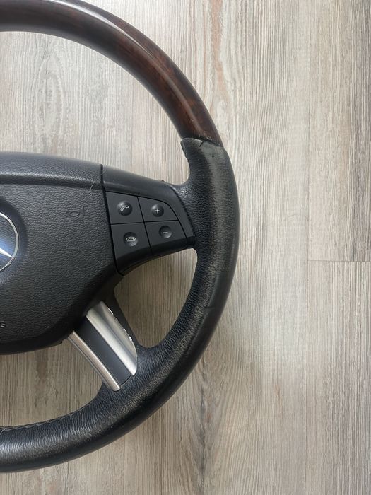 Руль на меседес W 164