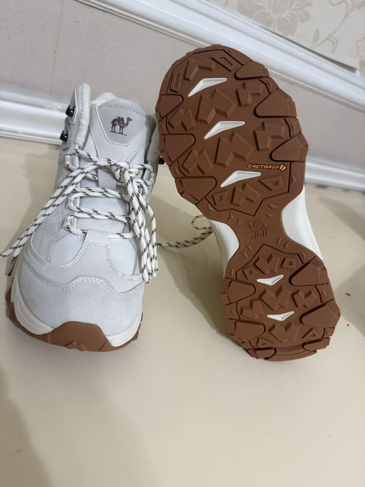 Обувь ботинки продам