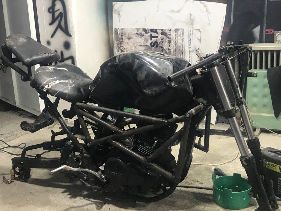 Motosikl ducassu 250 cc