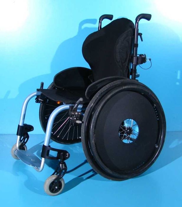 Scaun cu rotile activ din aluminiu Otto Bock - latime sezut 42 cm